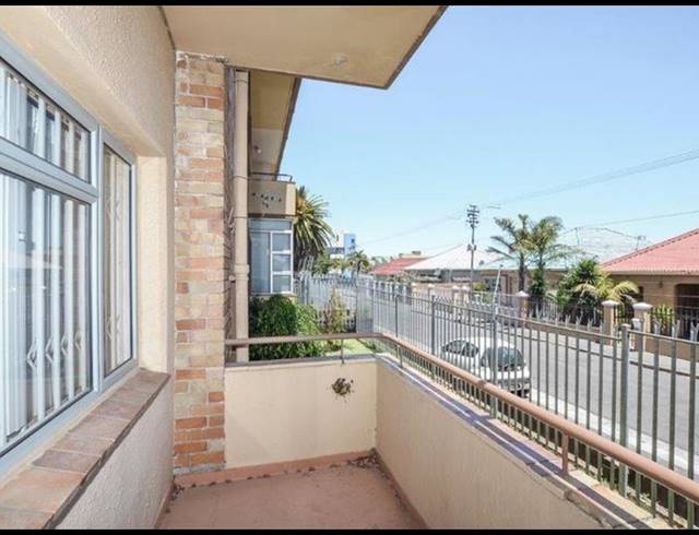 2 BEDROOM APARTMENT FOR SALE IN GLENLILY